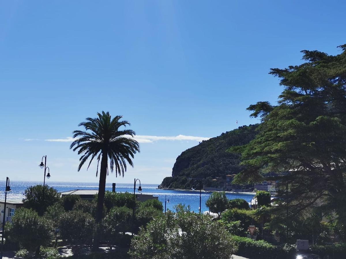 Albergo Mp Noli Buitenkant foto
