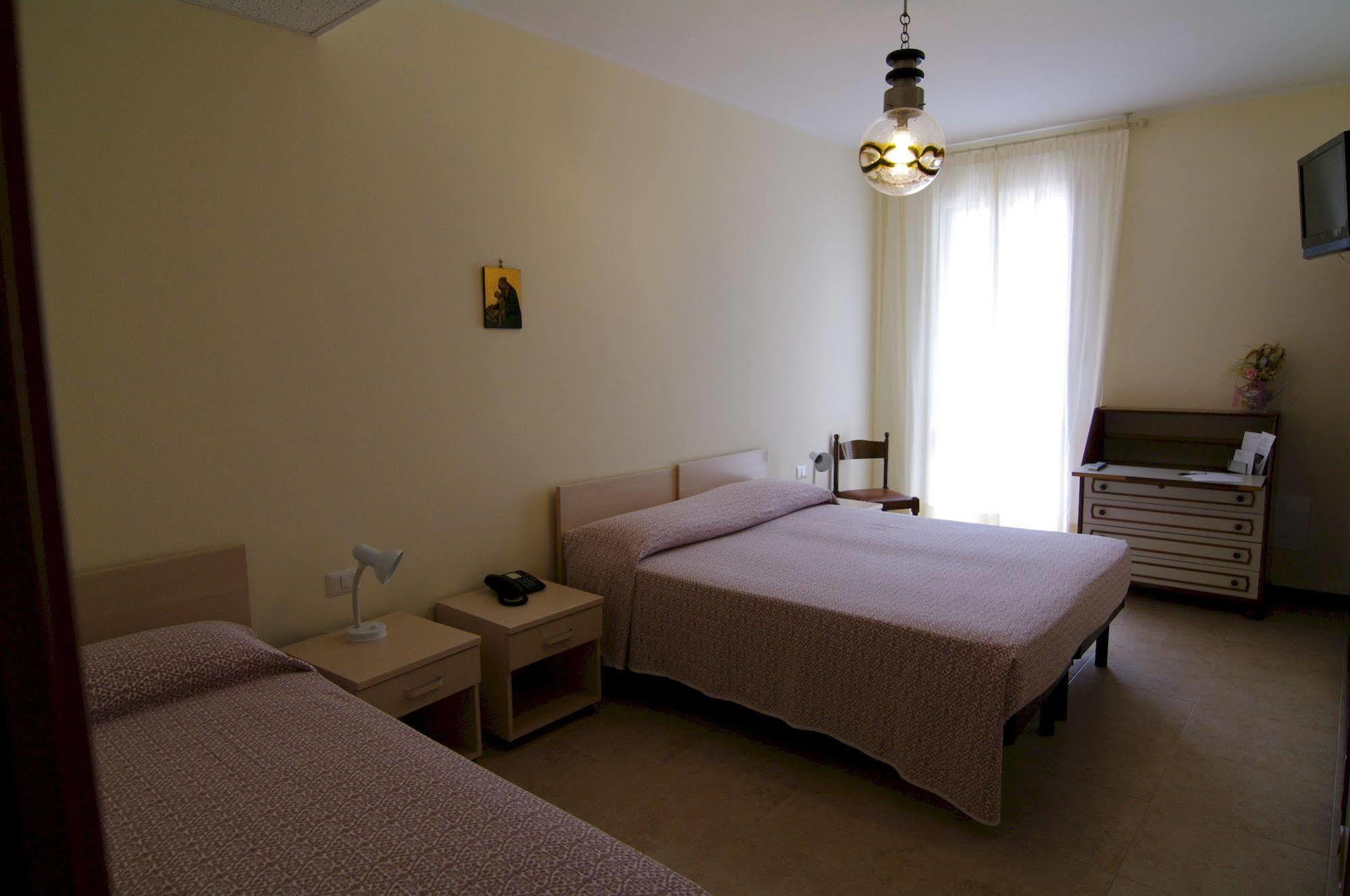 Albergo Mp Noli Buitenkant foto